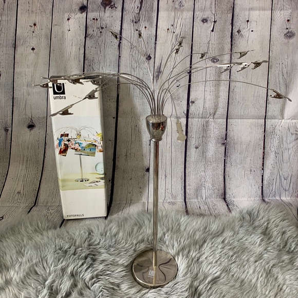 Umbra Accents Fotofalls Desktop Photo Clip Stand Poshmark Umbra Accents Fotofalls Desktop Photo